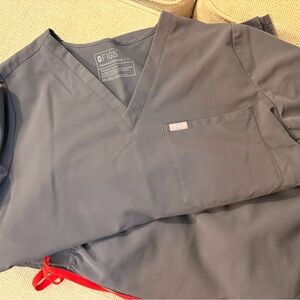 FIGS Charcoal Scrub Top